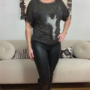 👜2 for $15 / Sheer grey/black Buffalo T-shirt
